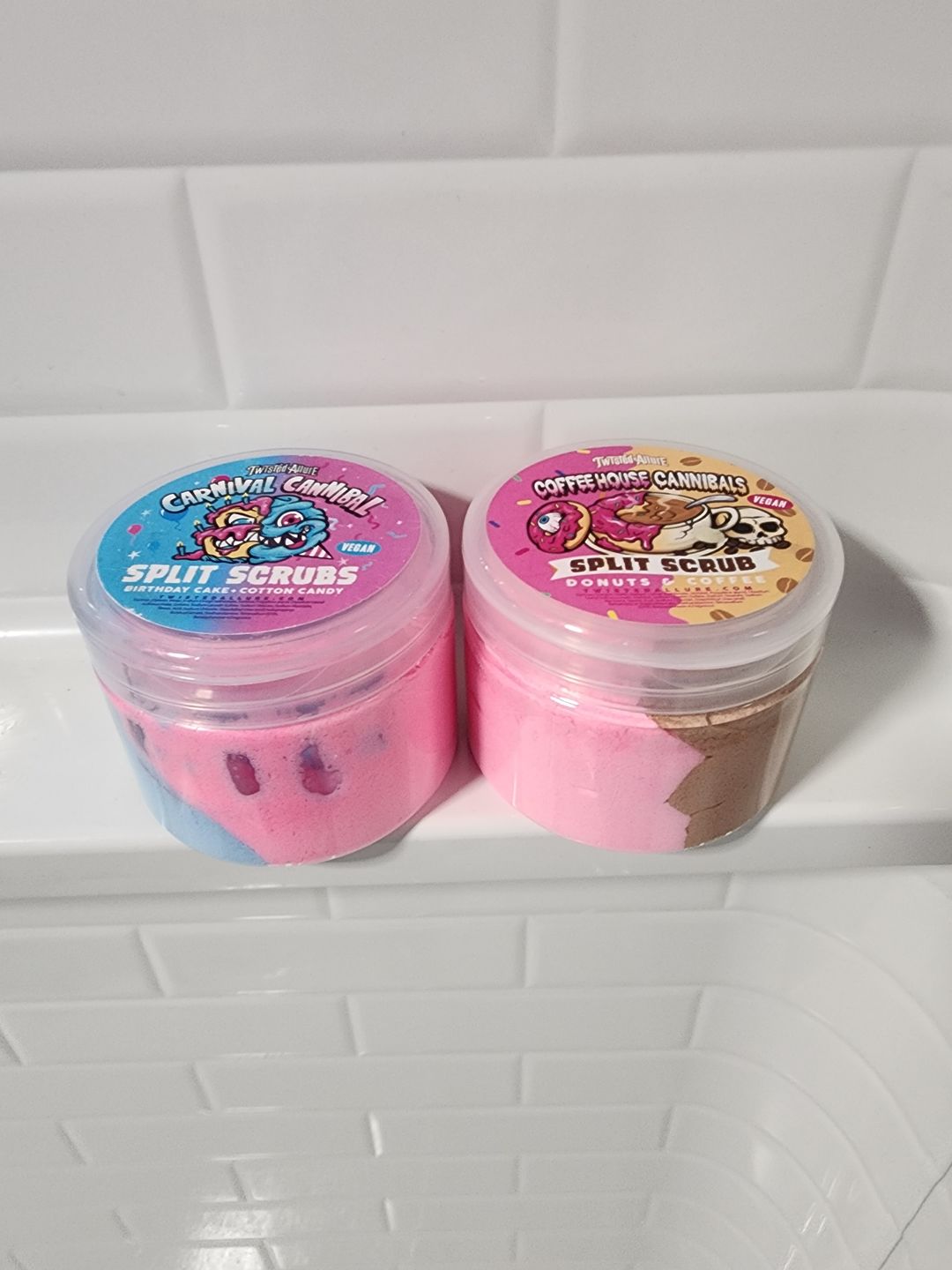 Customer photo review of Carnival Cannibal Split Scrub (Birthday Cake & Cotton Candy)