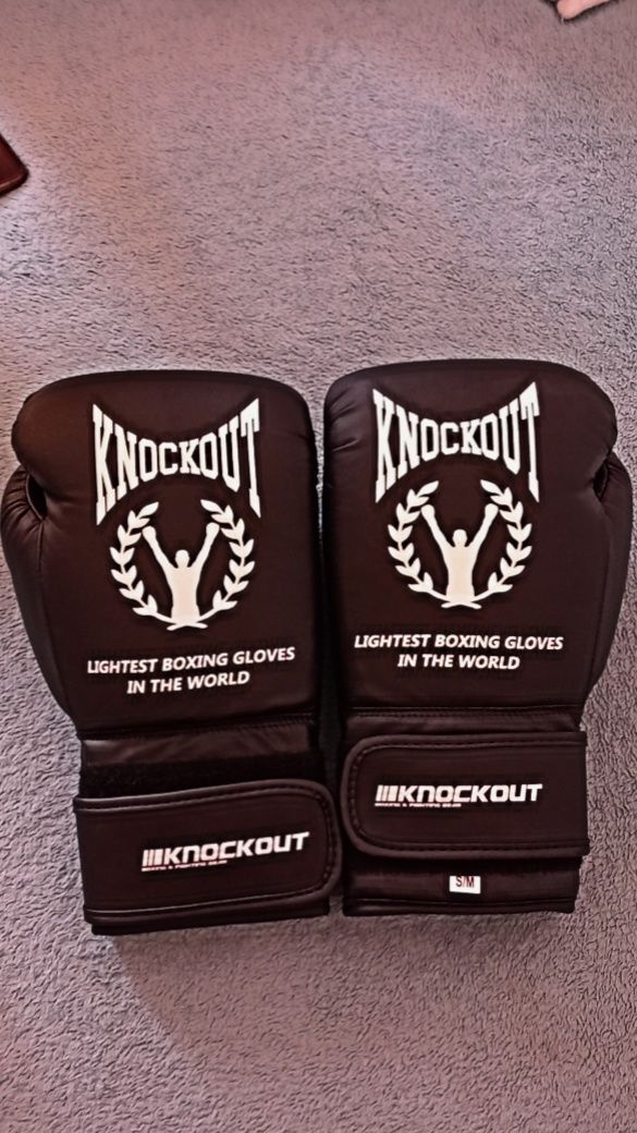 Customer photo review of Manusi Box Knockout Ultra Usoare