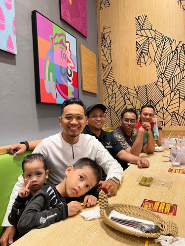 Customer photo review of Kurta Mikael