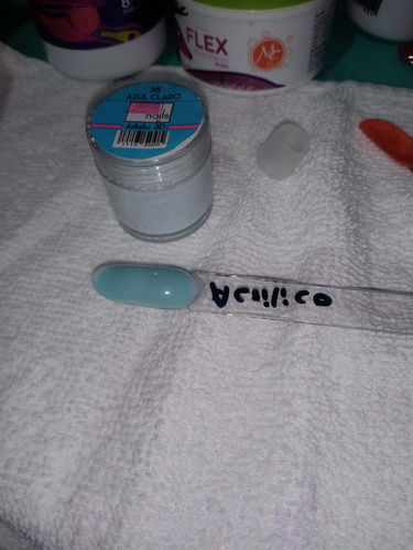 Customer photo review of Acrílico Acricolor Azul Claro #35 Fantasy Nails