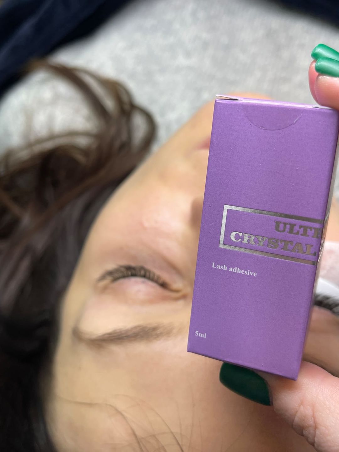 Customer photo review of EYELASH EXTENSION GLUE: THOUSANDLASHES’ ULTRA CRYSTAL BOND