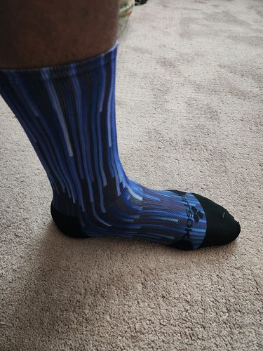 Customer photo review of F360 Fashion Blue Falls  Runner Socks