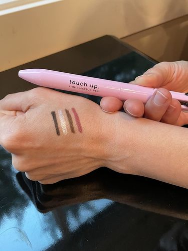 Customer photo review of touch up™ 4-in-1 Makeup Pen
