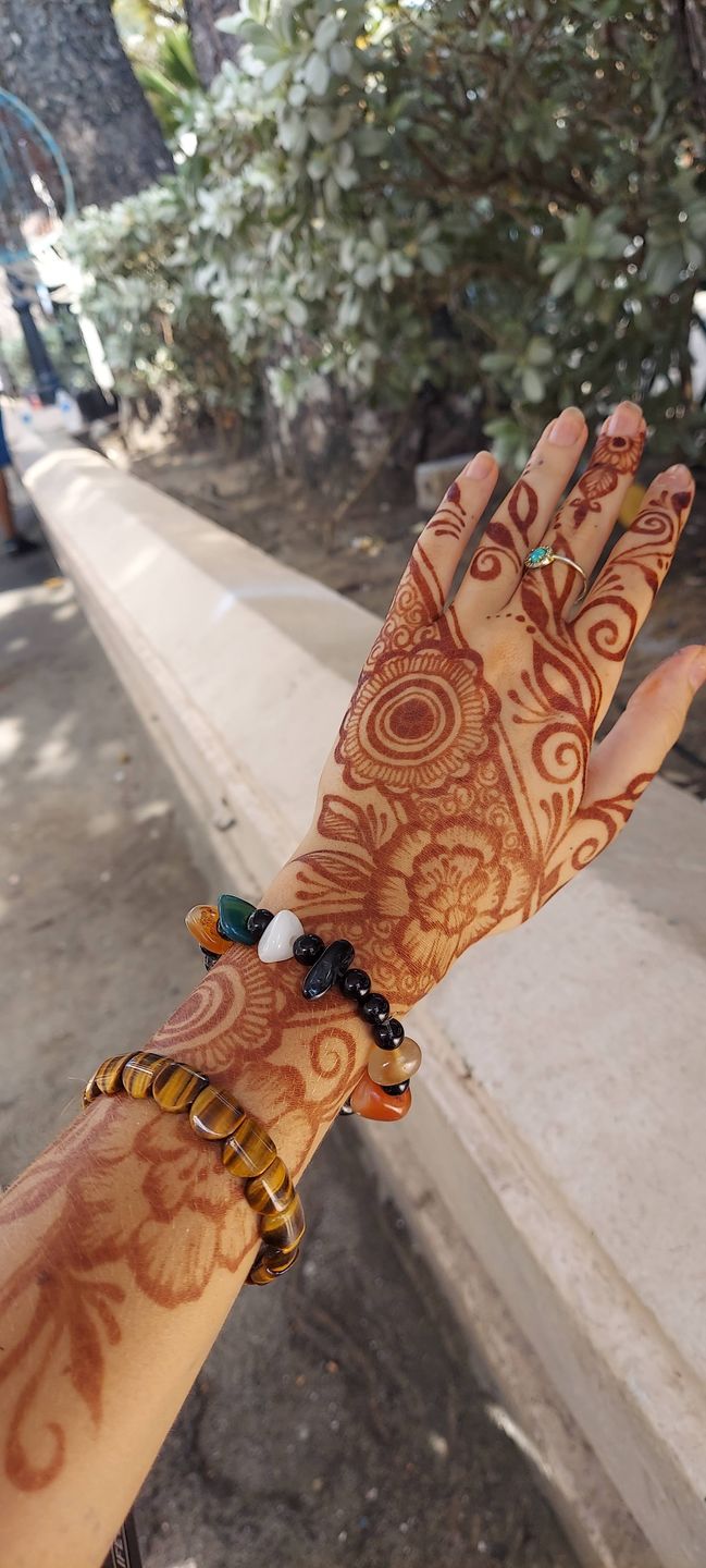 Customer photo review of Organic BAQ Fresh Henna