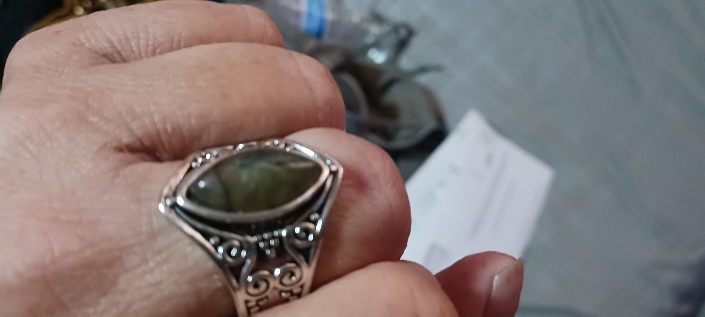 Customer photo review of Awakening Labradorite Ring