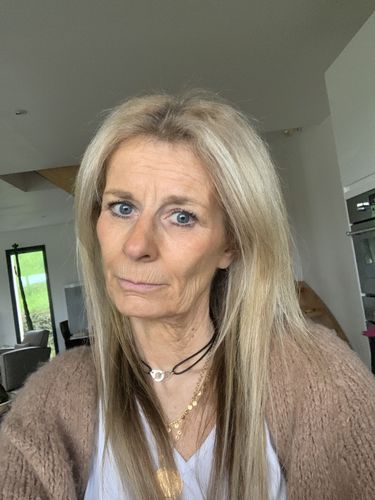 Customer photo review of Notre soin éclaircissant pour des cheveux rayonnants en moins de 5 minutes