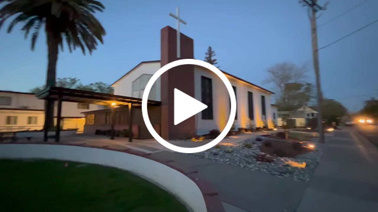 Customer video review of 300W LED Pole Light with Dusk to Dawn Photocell, 3000K, Universal Mount, Bronze, AC120-277V, IP65 Waterproof, LED Parking Lot Lights - LED Shoebox Area Light