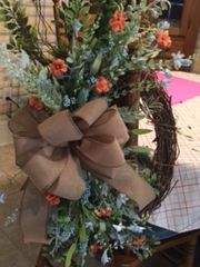 Customer photo review of 16" Oval Grapevine Wreath - DECOE-036