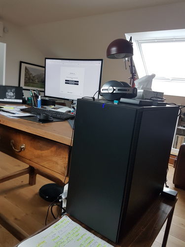 Avis photo d'un client sur PC Montage Vidéo AMD-1 Ryzen 7 5800X 4.7Ghz 8 Cores - 64Go RAM - RTX 3060 - 500GB SSD Nvme -2TB SATA3 - Wifi 6E - BT 5.2 - Win11 Pro