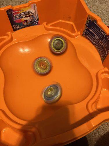 Customer photo review of Takara Tomy Beyblade Burst Dynamite Battle B-191 Overdrive Special Starter Set