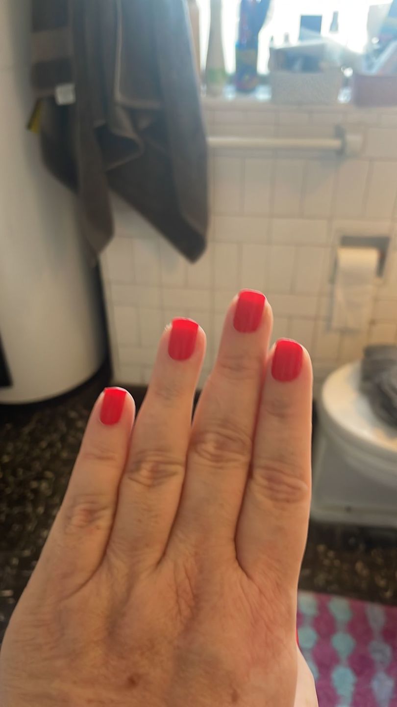 Customer photo review of Rojo Copihue