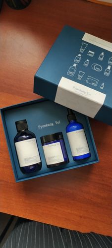 Customer photo review of Moisture Skincare Gift Set