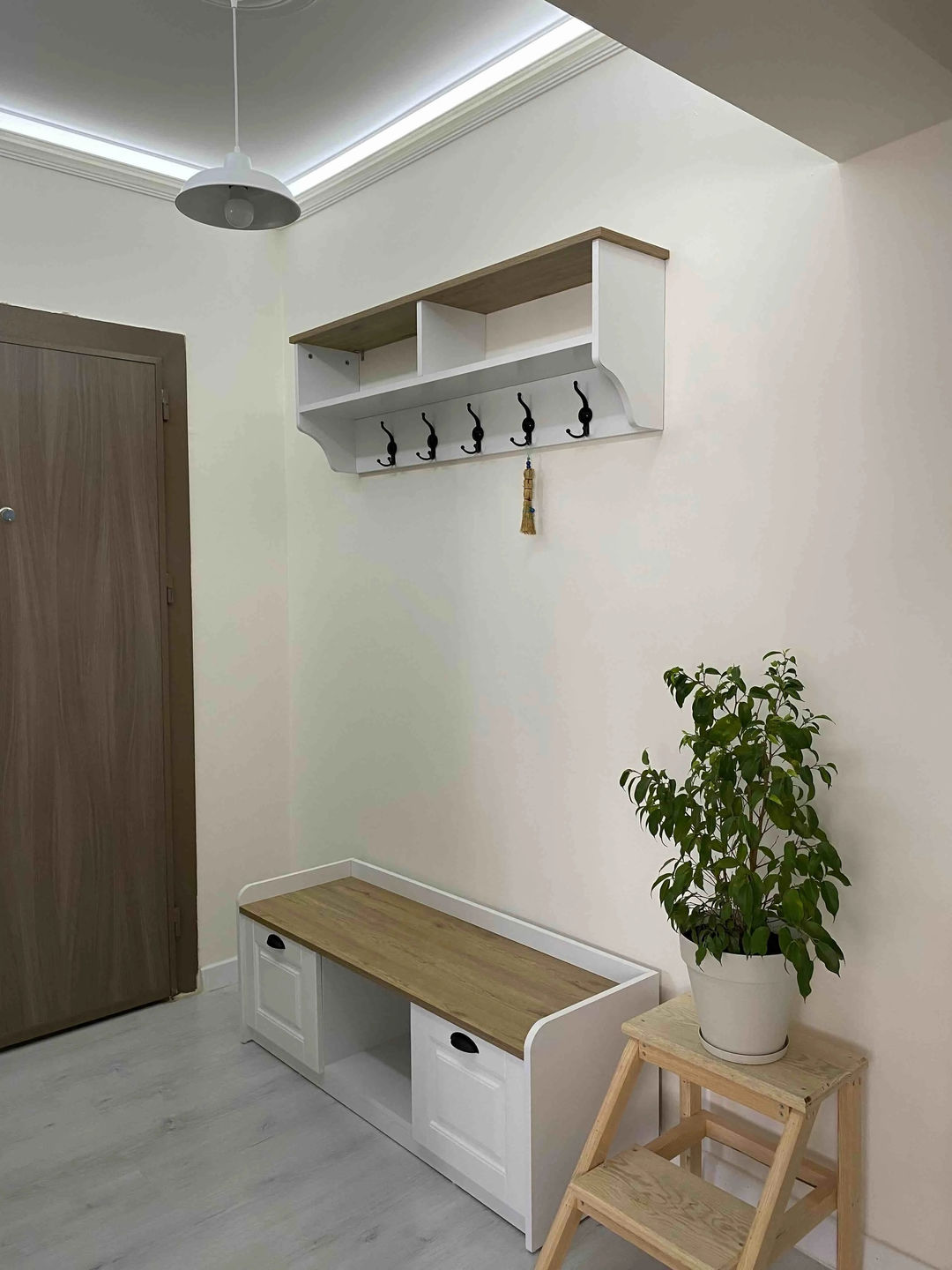 Customer photo review of Rani P2 Modern Portmanto Ayakkabılık ve Duvar Askısı Vestiyer M1 Renk: Beyaz - S. Ceviz