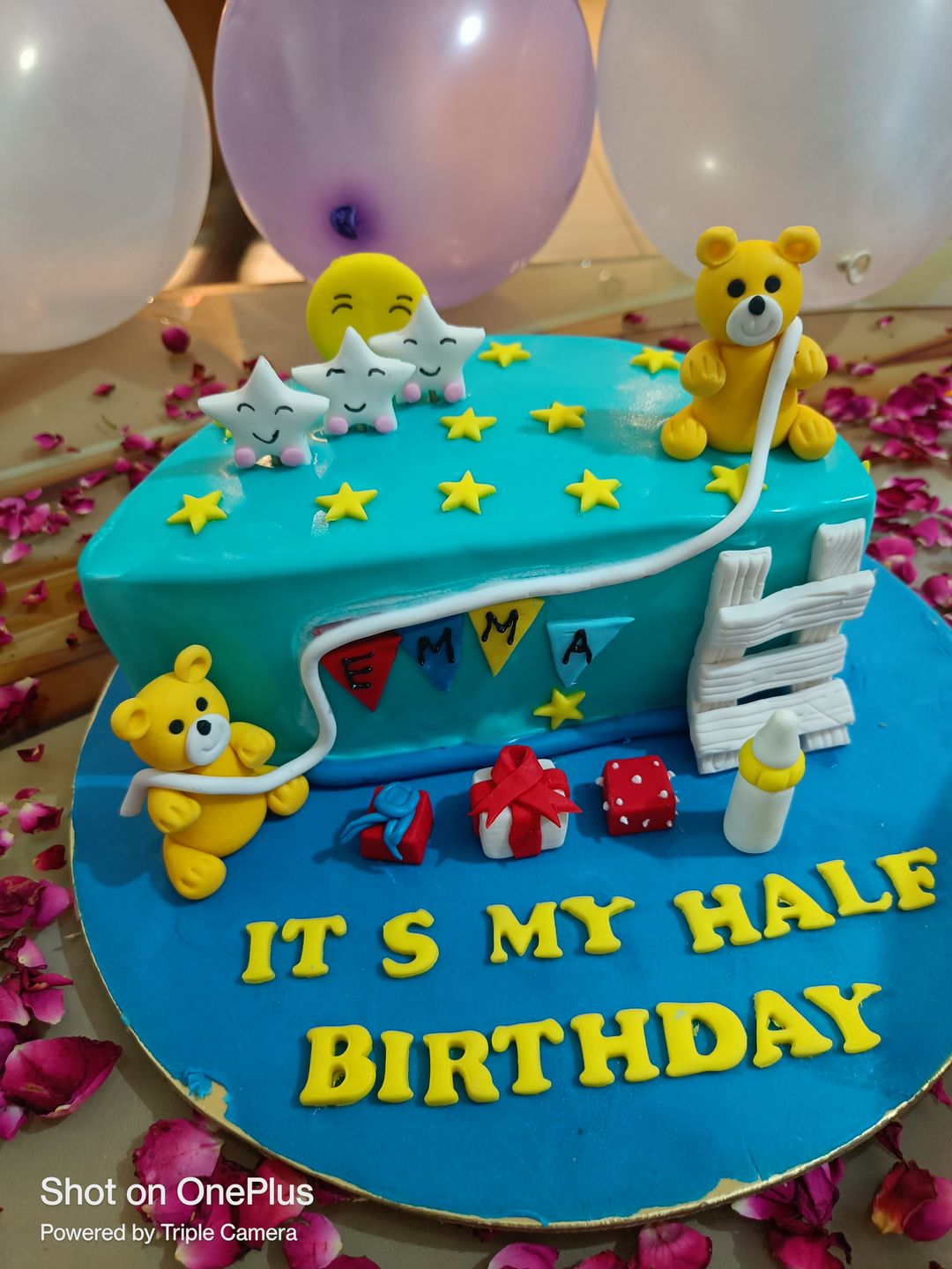 Customer photo review of Teddy 6 Months Cake
