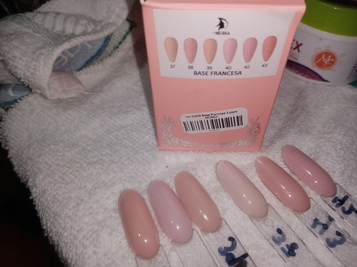 Customer photo review of Gel Gama Base Francesa 6 pzas MUSSA