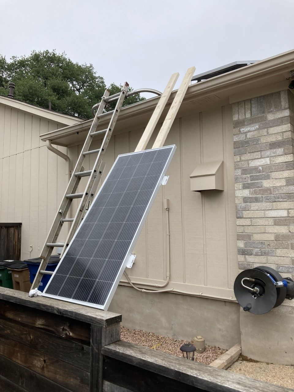Customer photo review of RICH SOLAR MEGA 200 Watt Monocrystalline Solar Panel | Best 12V Panel for RVs and Off-Grid | 25-Year Output Warranty | UL Certified
