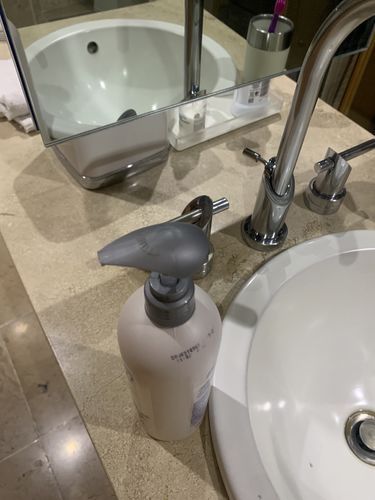 Customer photo review of Jabón de manos con anti-viral