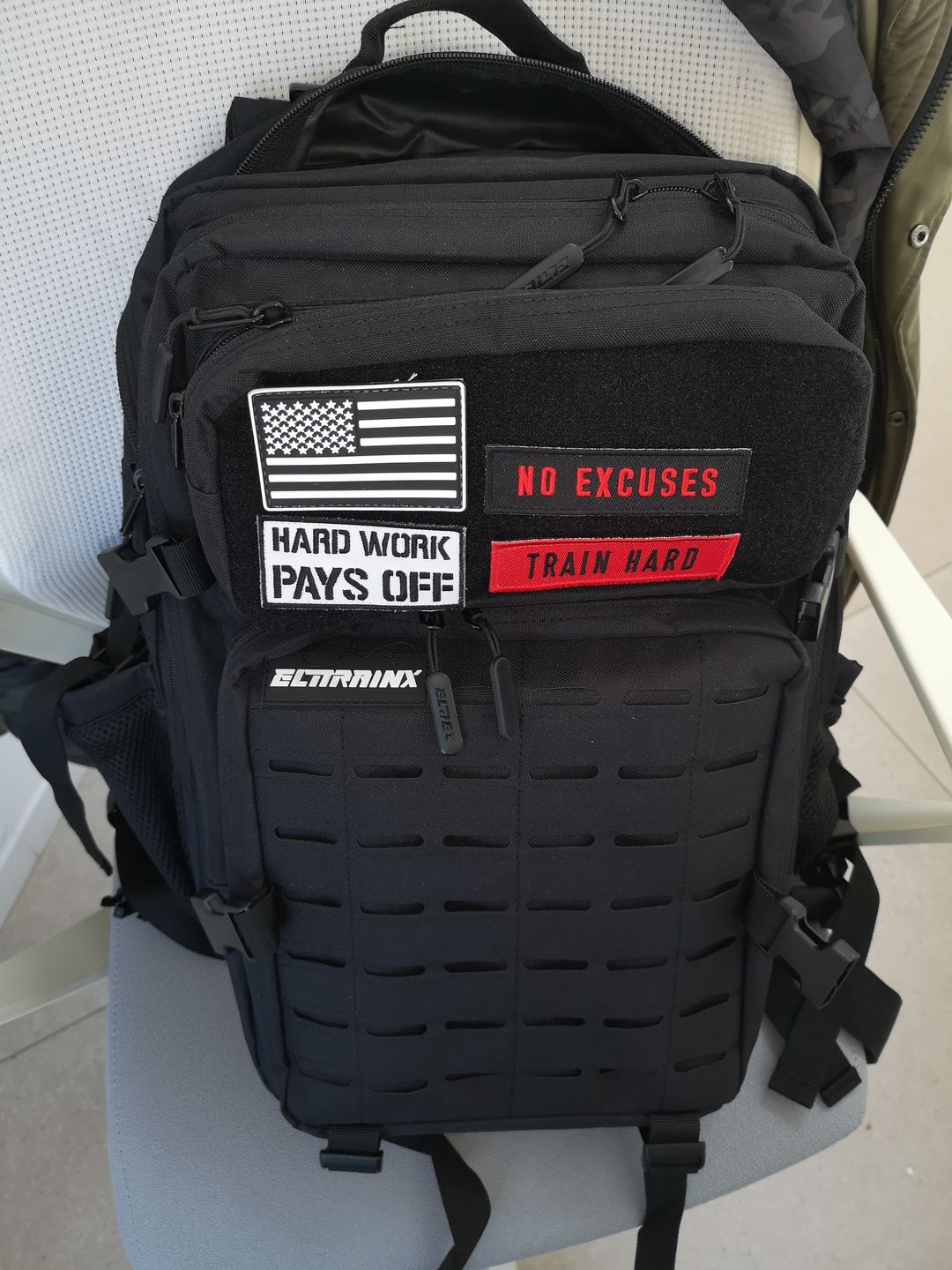 Customer photo review of Mochila Táctica V2 45L Negro
