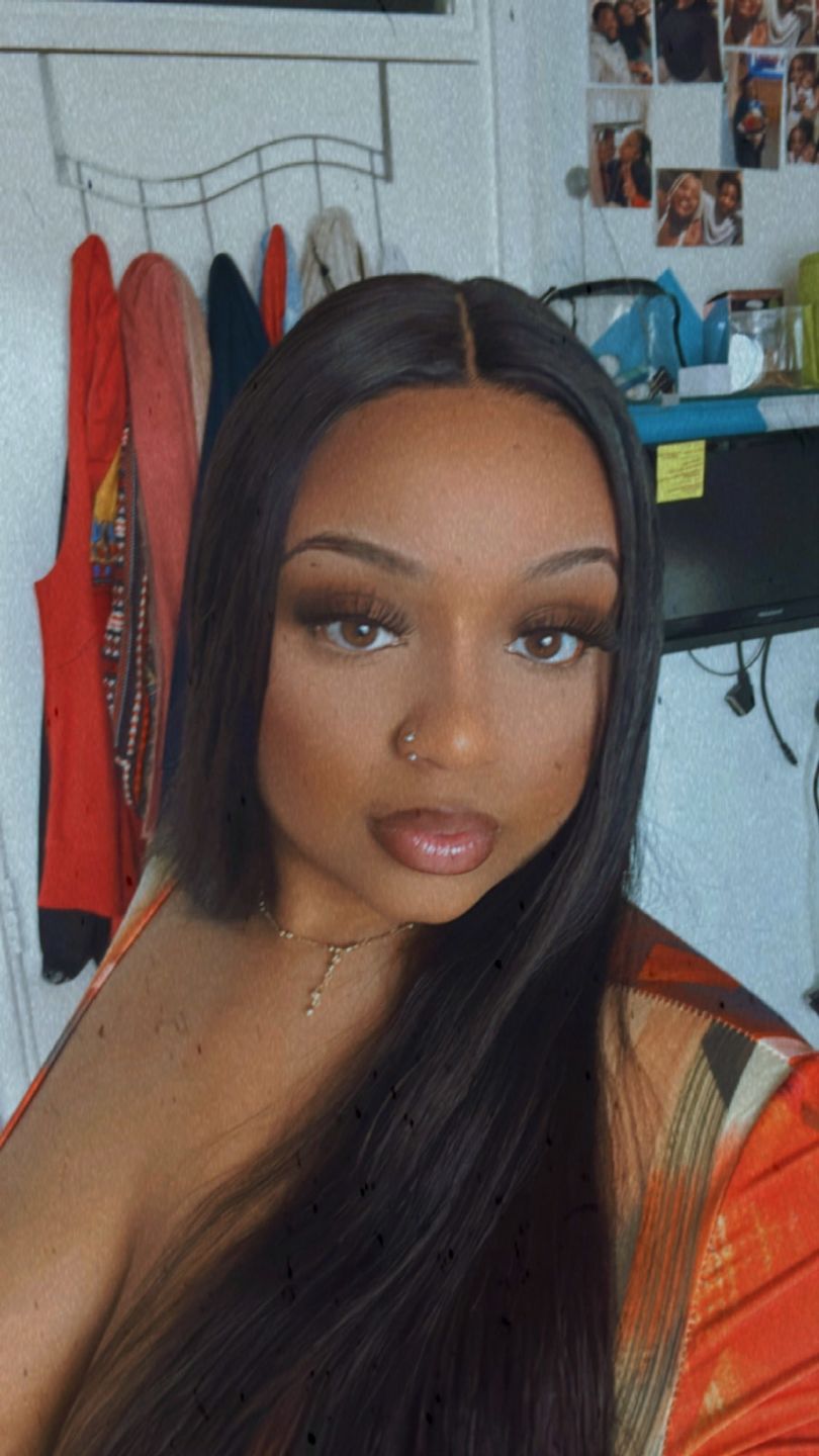 Customer photo review of Wear Go Body Wave Wig Pre-plucked Glueless Human Hair Wigs Pre-Cut Lace Wig Beginner Friendly