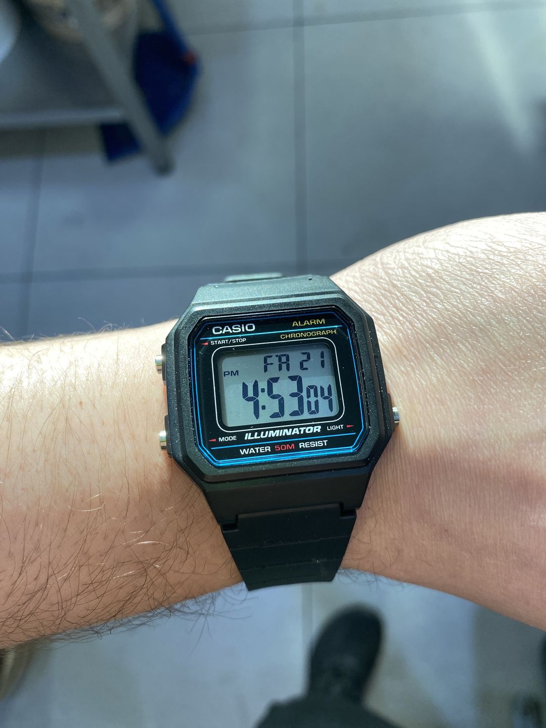 Customer photo review of Reloj Casio Vintage W-217H-1AVDF Classic Líneas Azules
