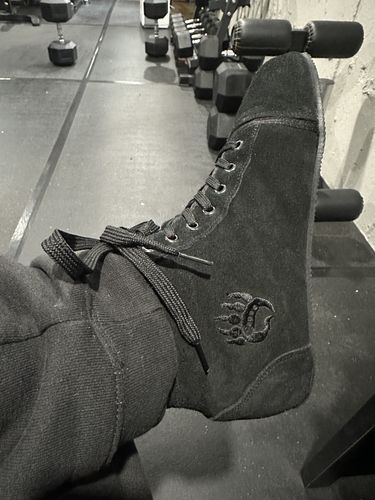 Customer photo review of Ursus High-Top