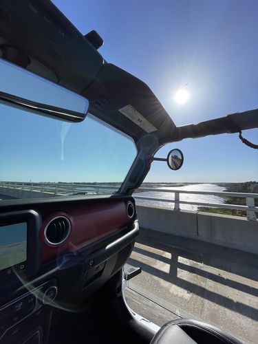 Customer photo review of JL/JLU A-Pillar Side Jeep Mirrors with Base Mount Driver AND Passenger