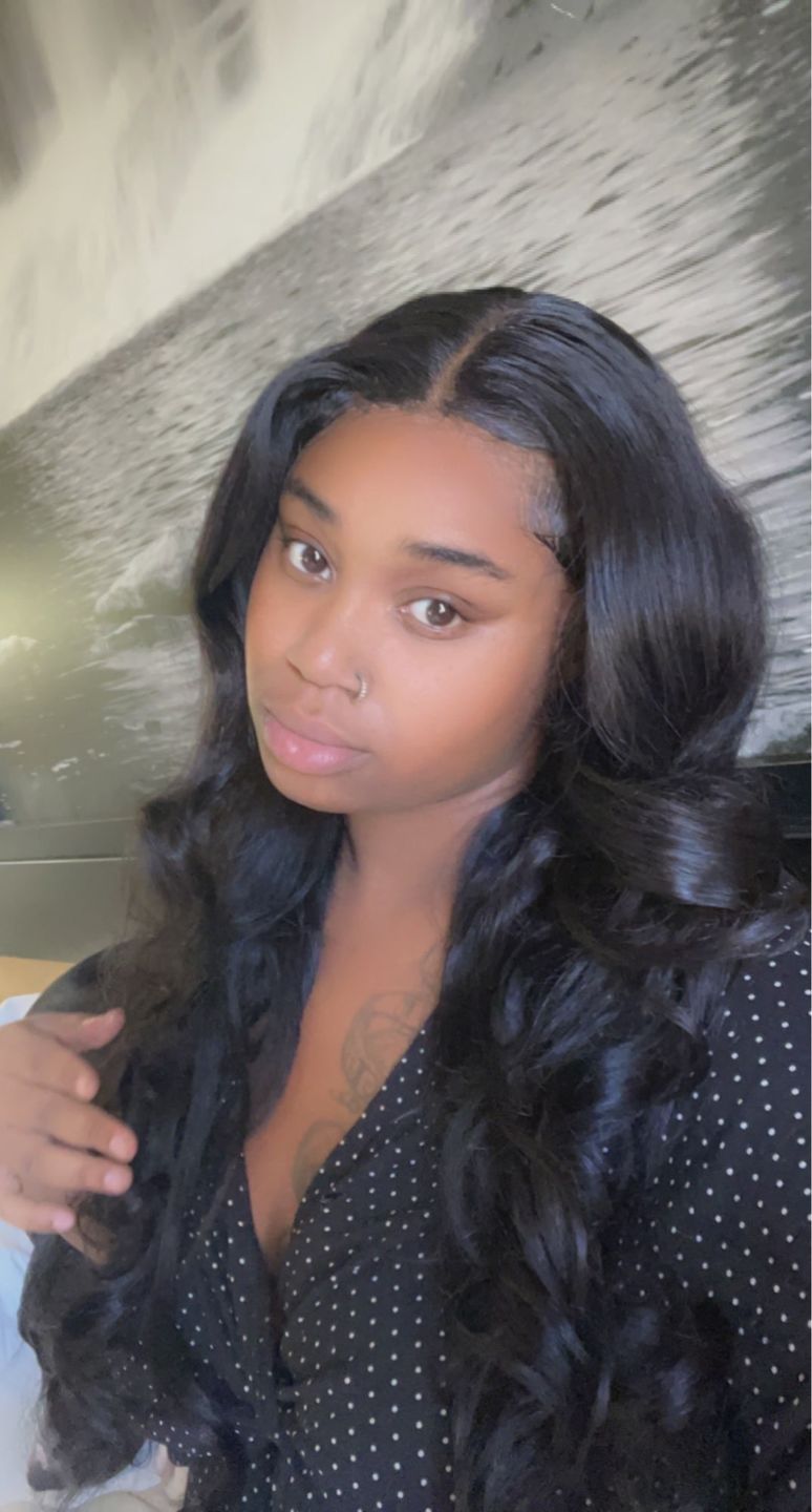 Customer photo review of Wear Go Body Wave Wig Pre-plucked Glueless Human Hair Wigs Pre-Cut Lace Wig Beginner Friendly