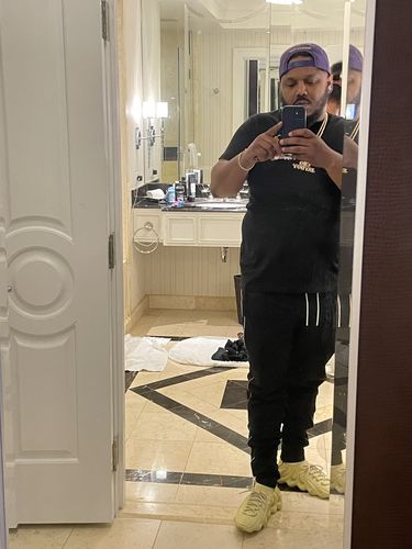 Customer photo review of Manor Ripped Knee Denim (Desert)