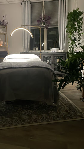 Customer photo review of The CosmoGlo XL Light Bundle + Phone Clip