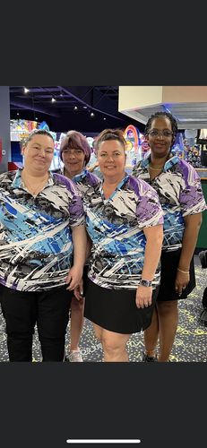 Customer photo review of SKULLS - NEON