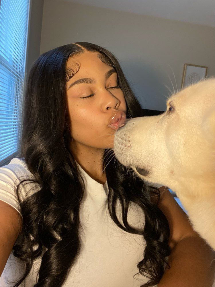Customer photo review of Wear Go Body Wave Wig Pre-plucked Glueless Human Hair Wigs Pre-Cut Lace Wig Beginner Friendly