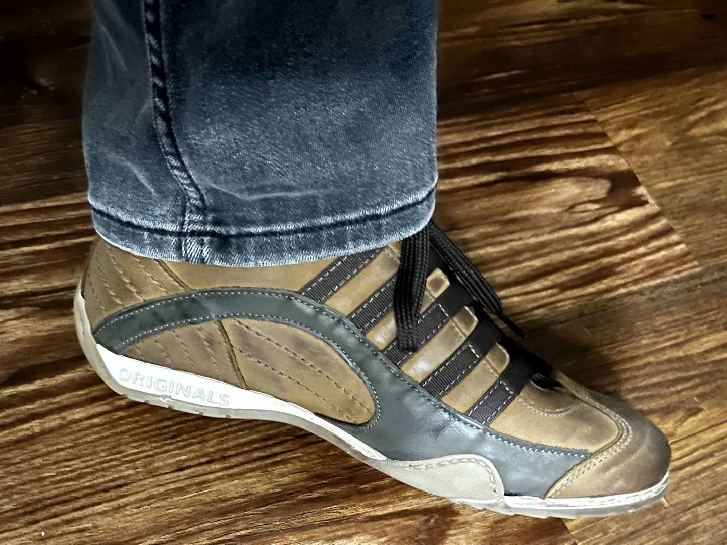 Customer photo review of Men's GrandPrix Sneaker in Cognac (Medium and Dark Browns)
