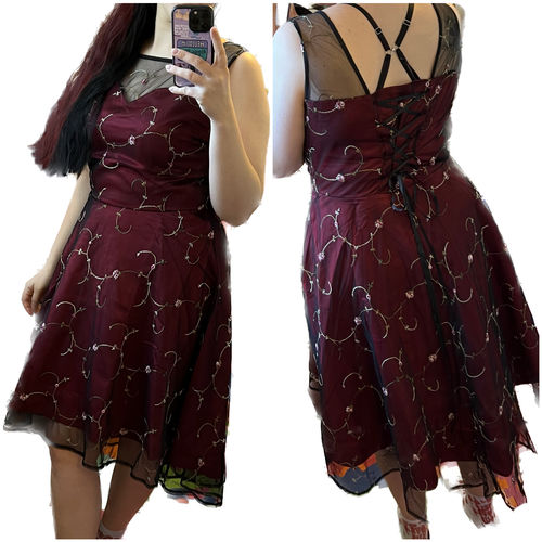 Customer photo review of WEINROT 1950ER HILO SPITZE BLUMEN SWING KLEID