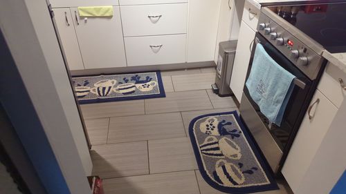 Customer photo review of Floral Dusty Blue 5-Piece Comforter Set (Queen / King Size)