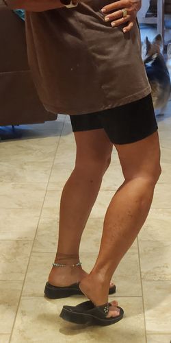 Customer photo review of Desert Bronze Self Tanning Mousse