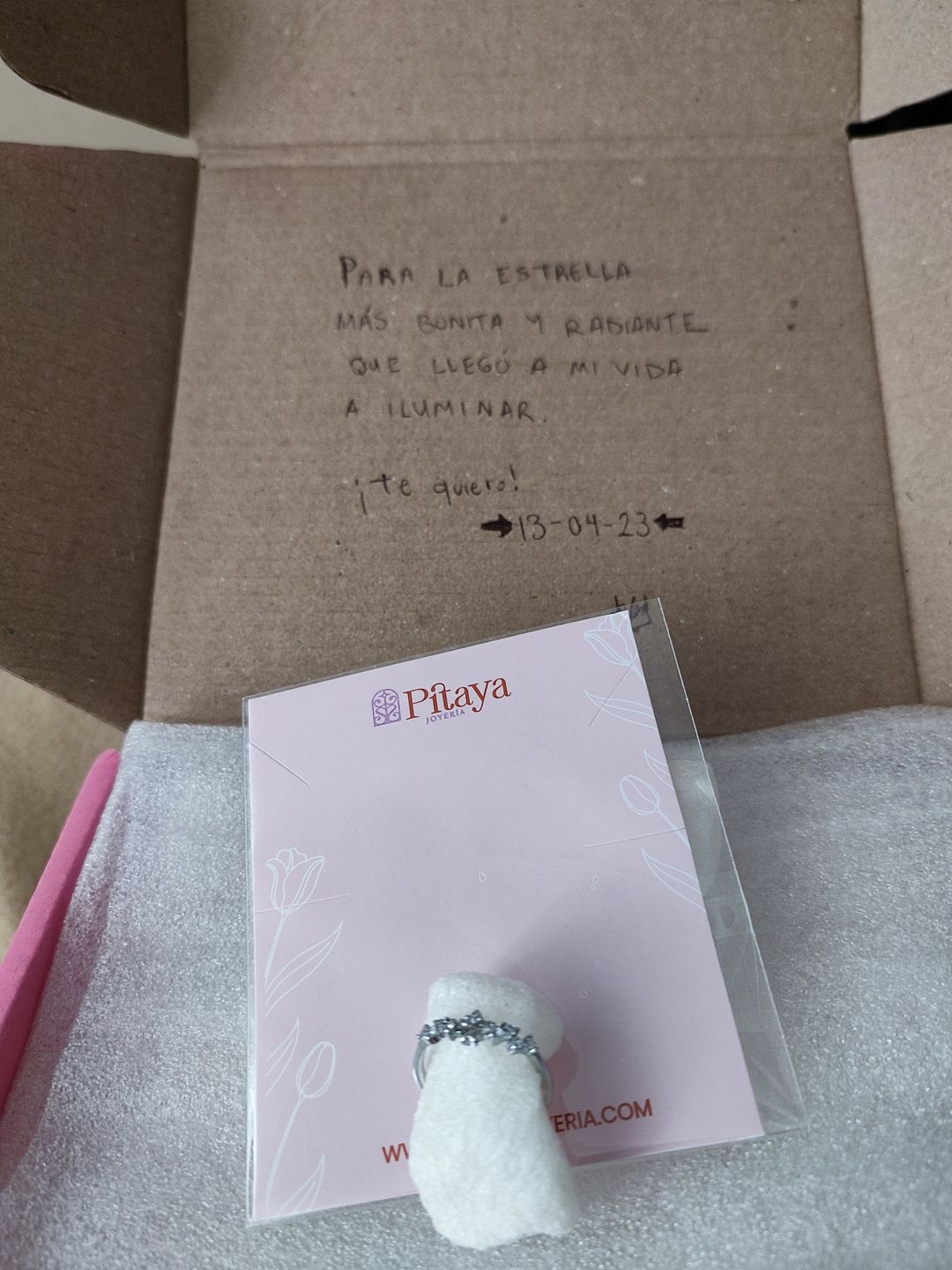 Customer photo review of Anillo Ajustable Estrella y Diamantes