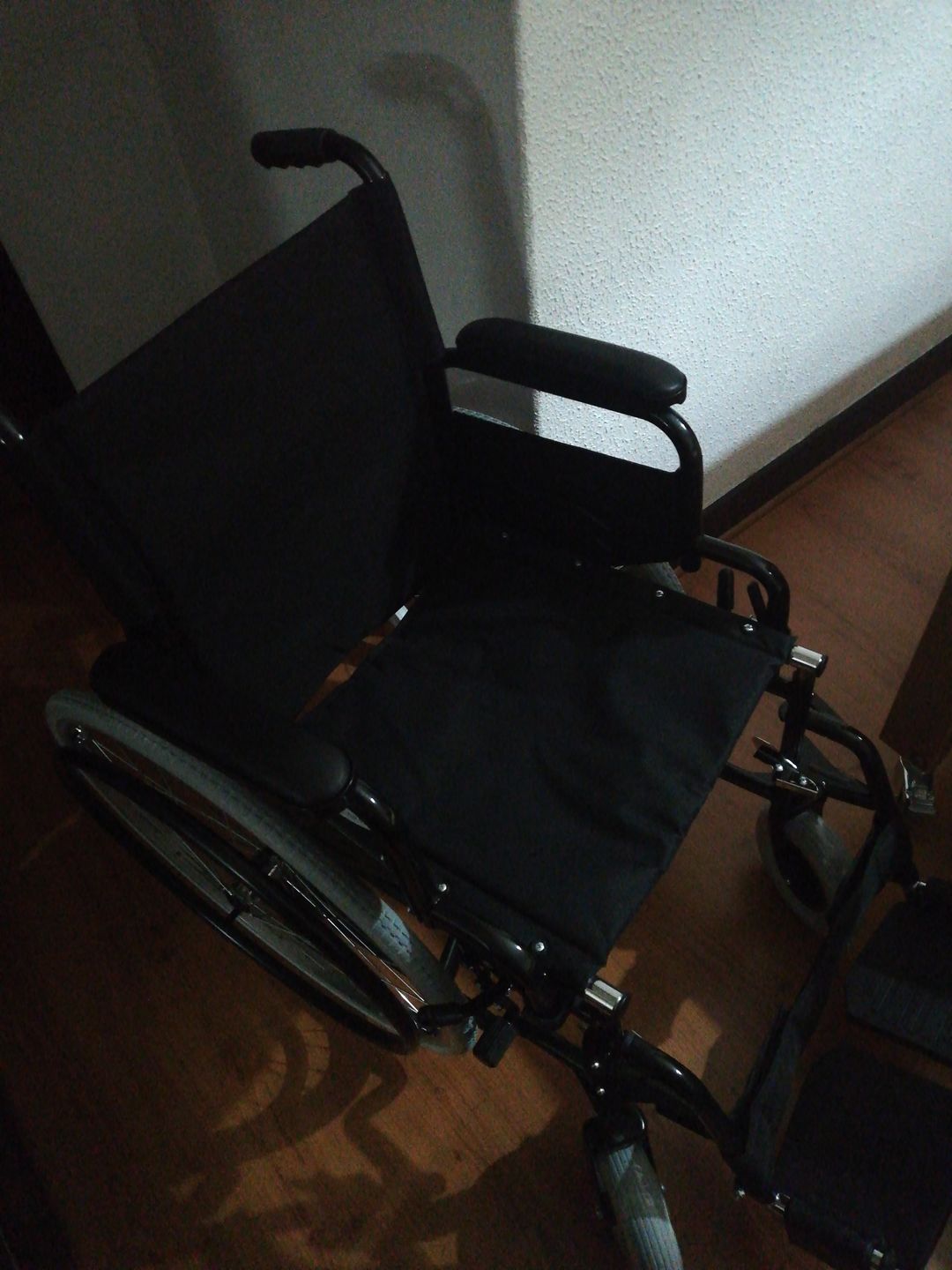 Customer photo review of Cadeira de Rodas Manual YK9031SKR