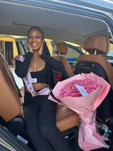 Customer photo review of Pink Rose Bouquet