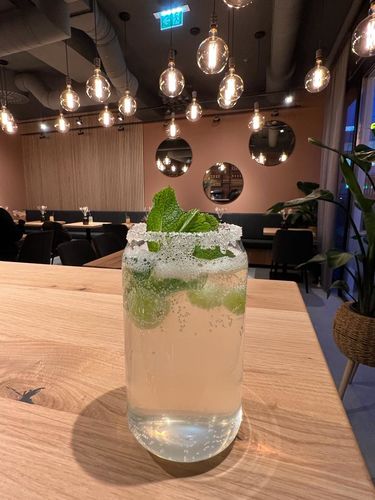 Customer photo review of CAN GLASS | LONDON