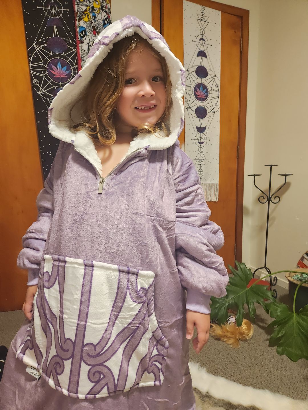 Customer photo review of KIDS BLANKET HOODIE - WAIPOROPORO