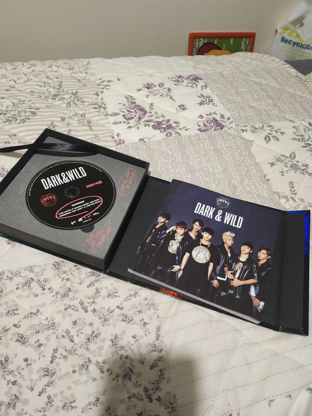 Customer photo review of BTS - 1ST FULL ALBUM DARK & WILD