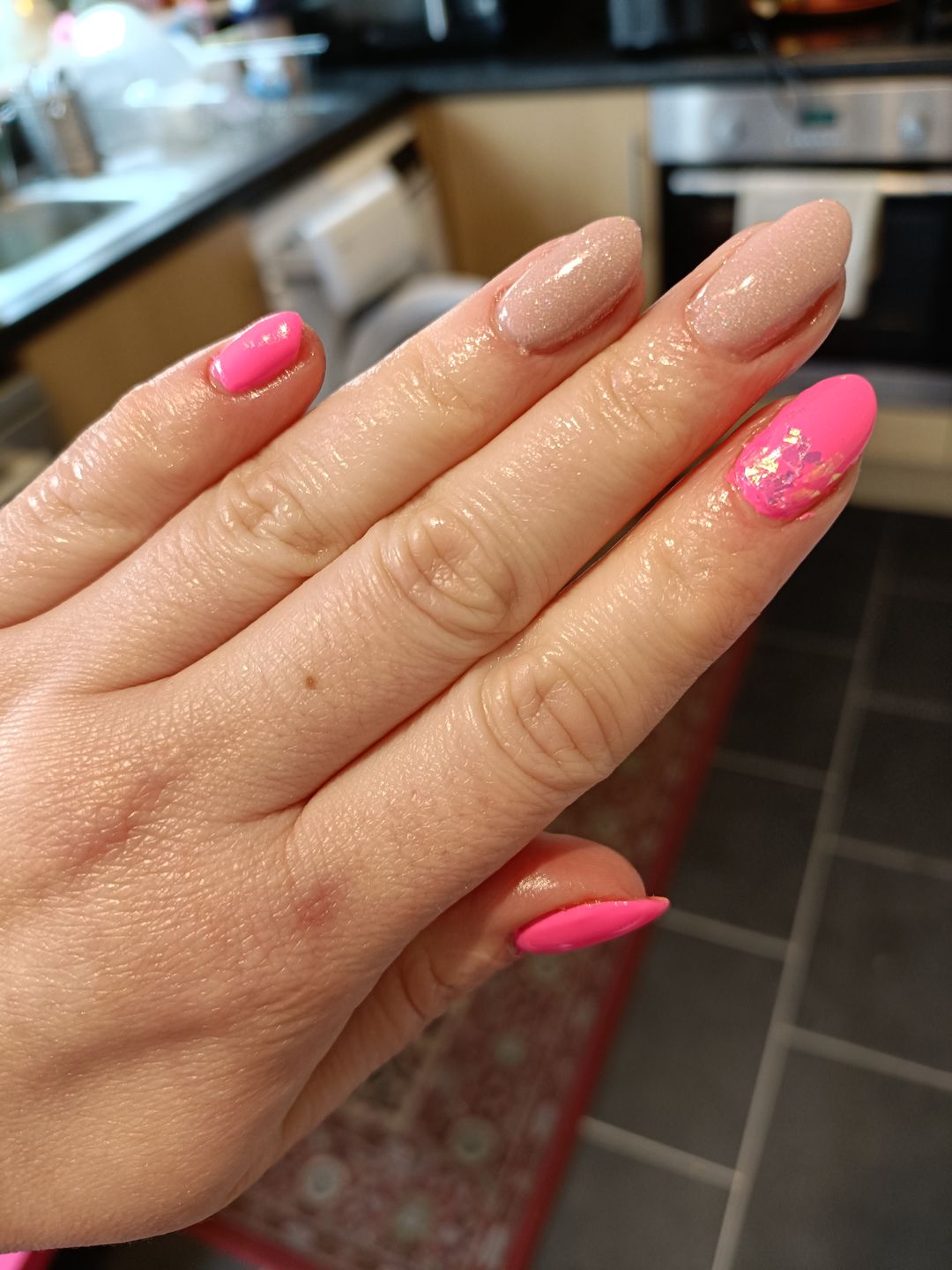 Customer photo review of Semilac UV Gel Polish Starter Set LOVE ME