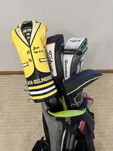 Customer photo review of GILMORE GOLD JACKET HEADCOVER