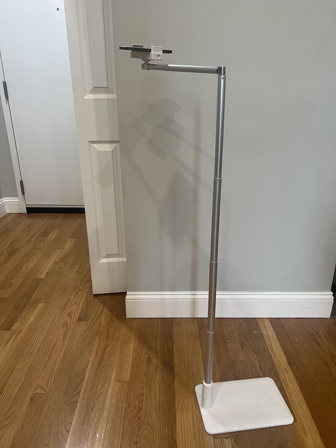 Customer photo review of FlexiStand
