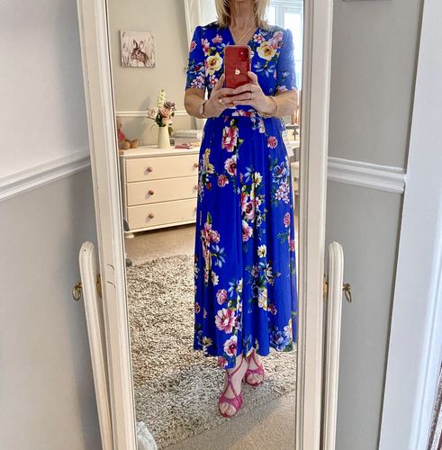 Customer photo review of Paislyn Pleat Jersey Maxi Dress, Blue Floral