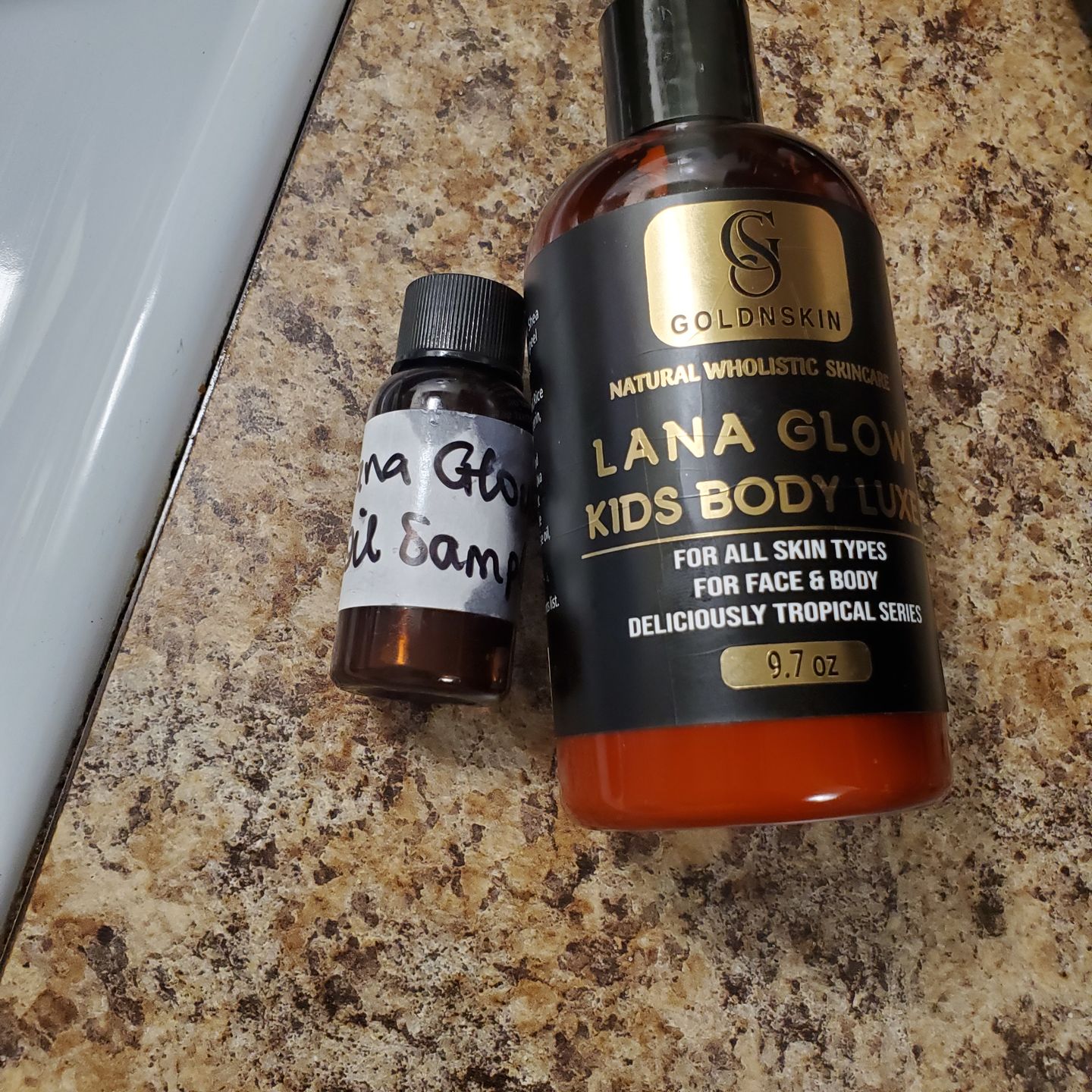 Customer photo review of Lana glow kids body luxe