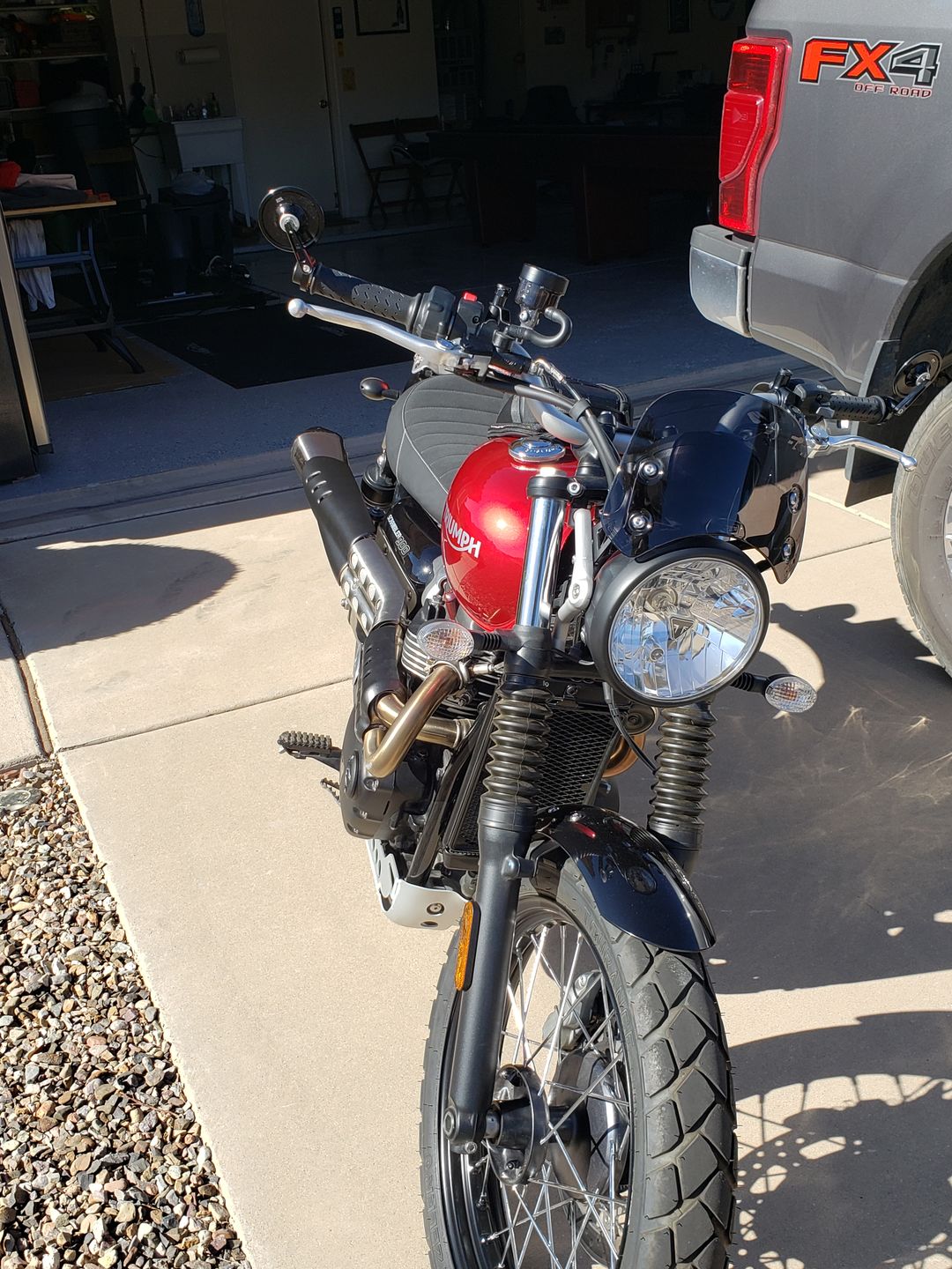 Customer photo review of Triumph Bar End Finishers & Mirror Kits - 7/8” Handlebar Triumph Models