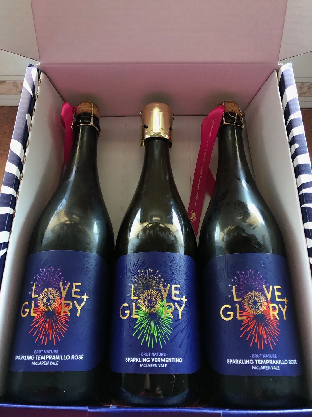 Customer photo review of Sparkling Wine Lover Gift