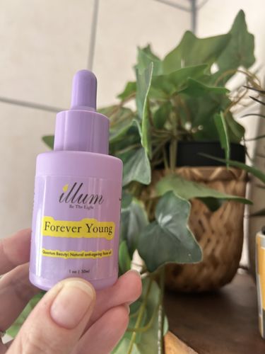 Customer photo review of illum Forever Young Face Oil - Anti ageing