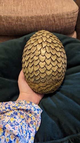 Customer photo review of Game of Thrones Dragon Egg - Viserion